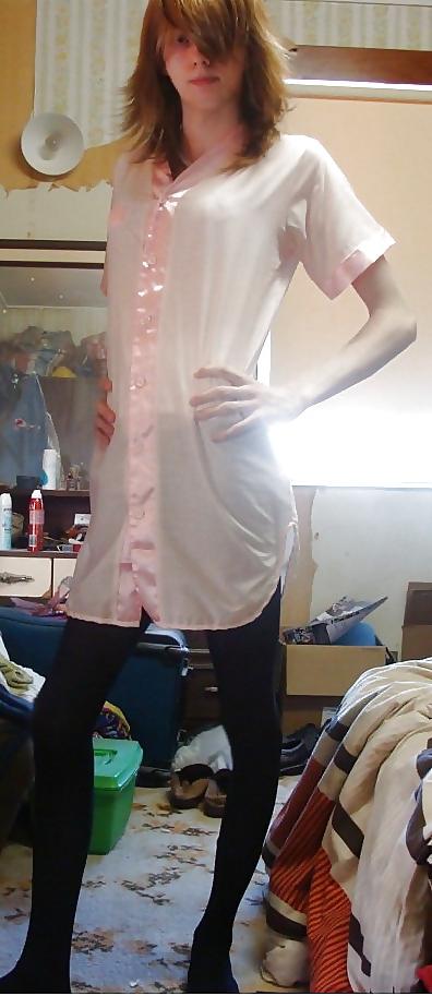 10P Sexy Young Crossdresser
