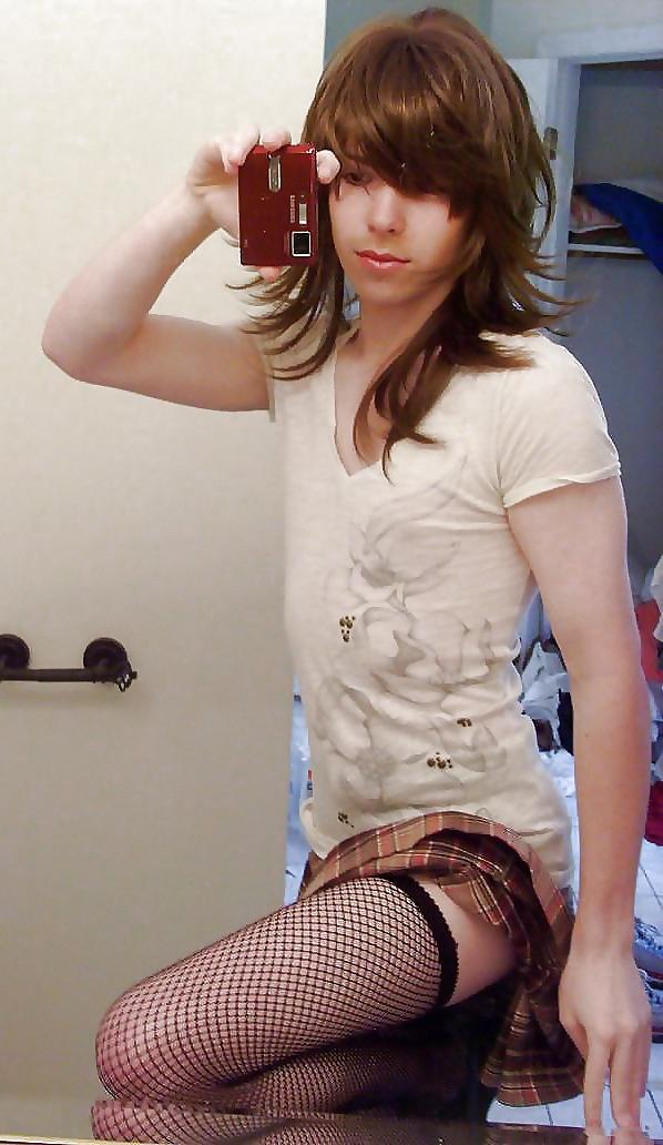10P Sexy Young Crossdresser