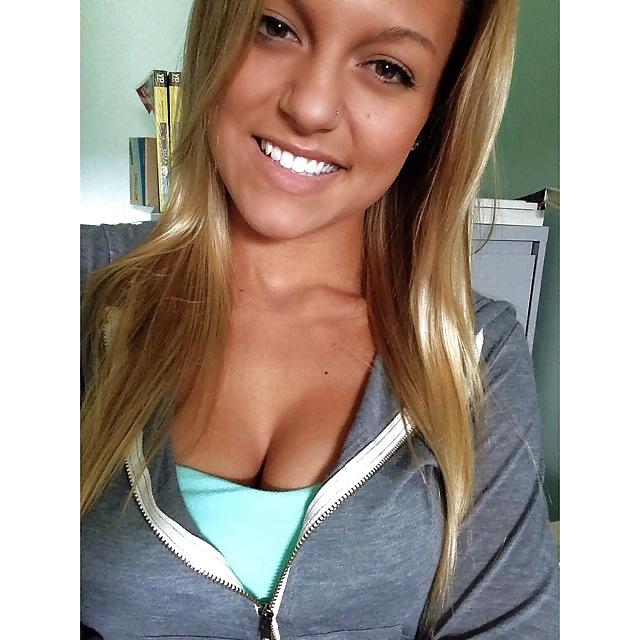 7P Hotties with big boobs