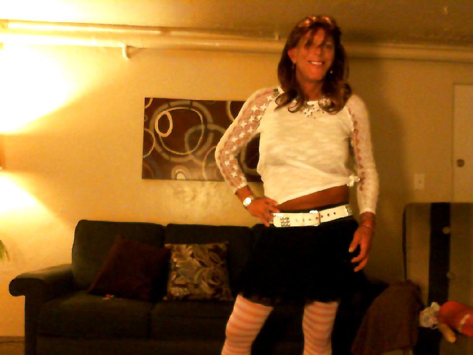 24P Lisa Love Crossdresser toys fisting and cums on her tits