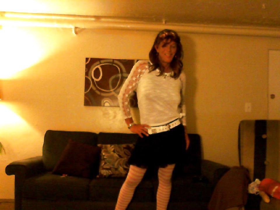24P Lisa Love Crossdresser toys fisting and cums on her tits