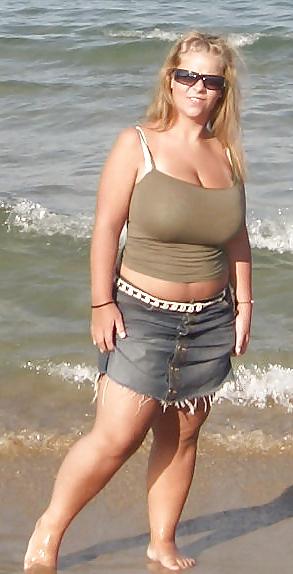 10P Big boobs, anybody know name?