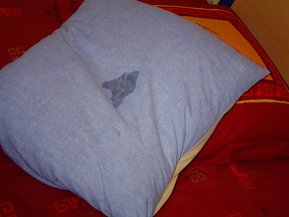 10P My feather pillow