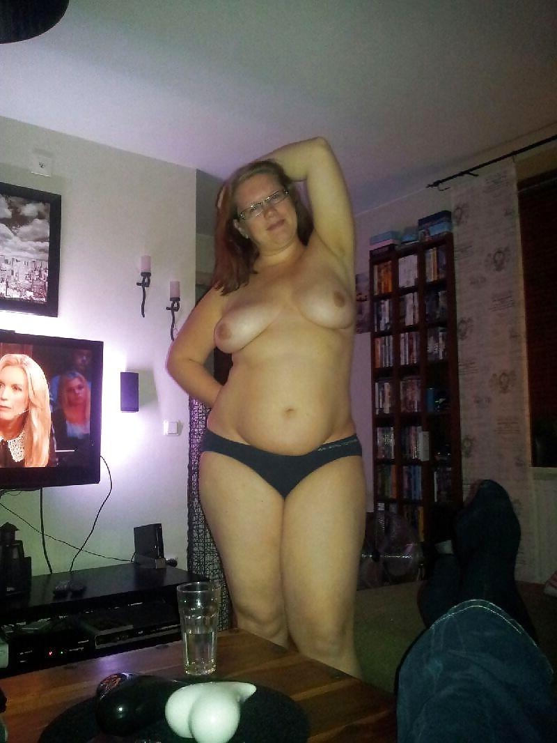 25P Swedish girl with big boobs