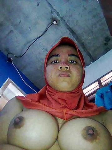 9P Indonesia- jilbab masturbasi