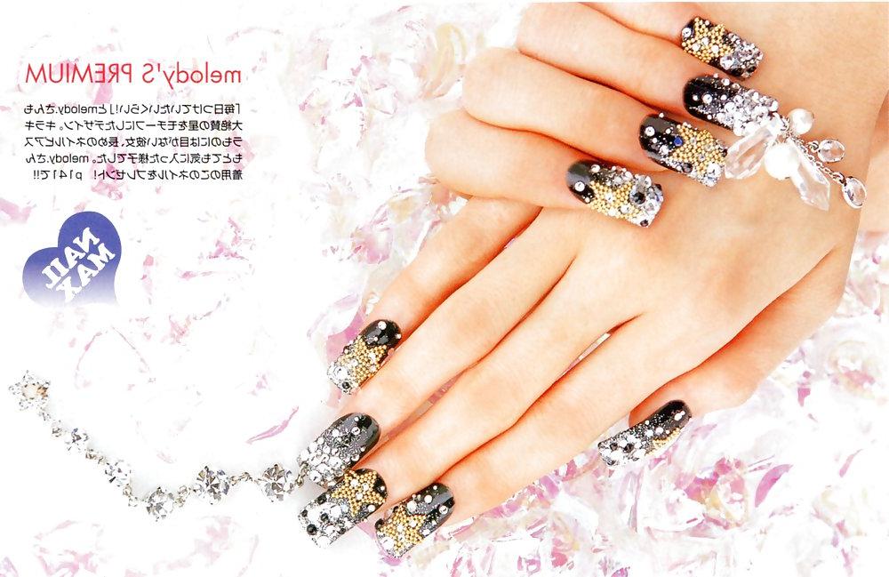 25P Sexy girls from Japanese mags Nail Max 2005 Spring