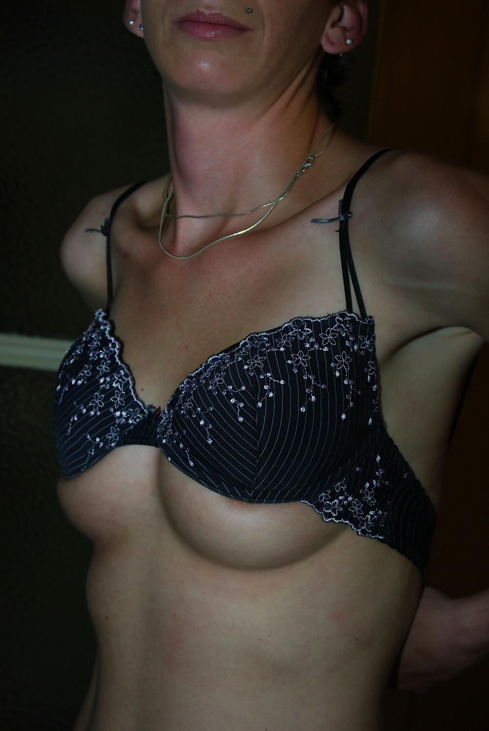 25P German milf voyeur white shirt