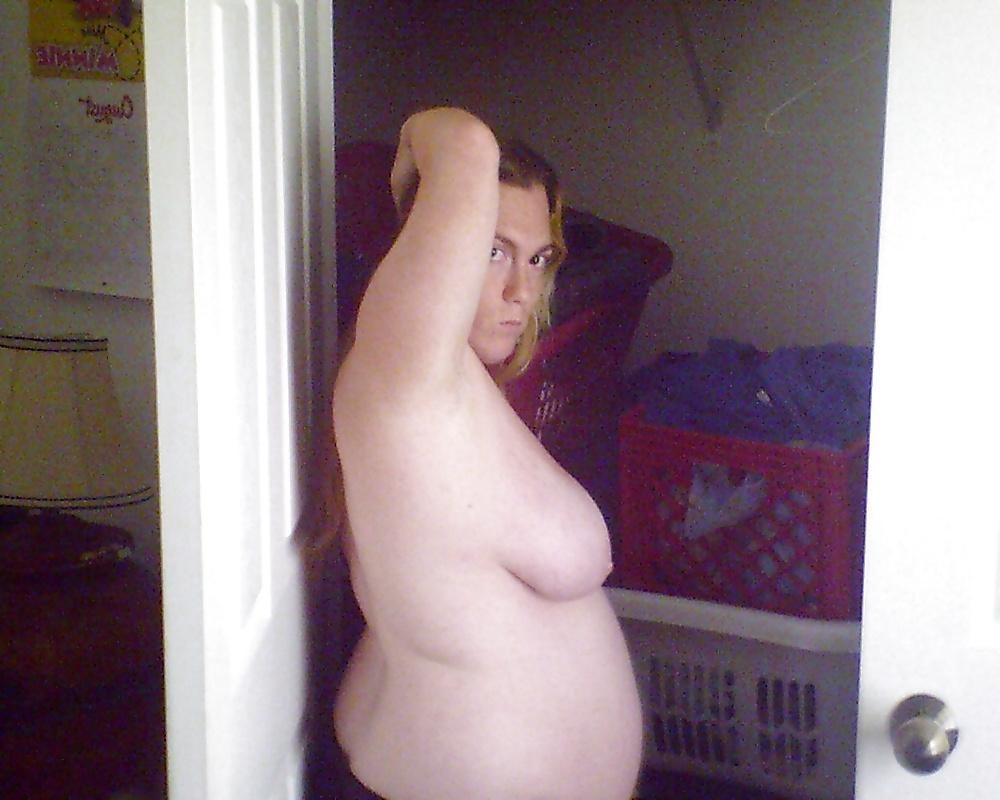 16P Me making pizza naked 