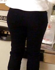 25P Candid Booty !