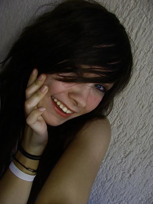 25P EMO Queen Bailey (NonNude)