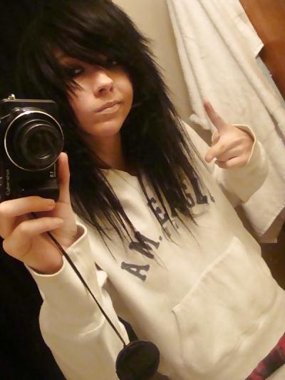 25P EMO Queen Bailey (NonNude)