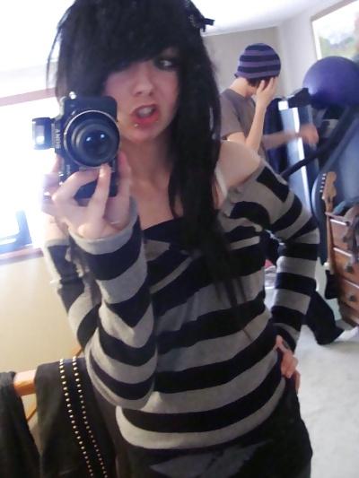 25P EMO Queen Bailey (NonNude)