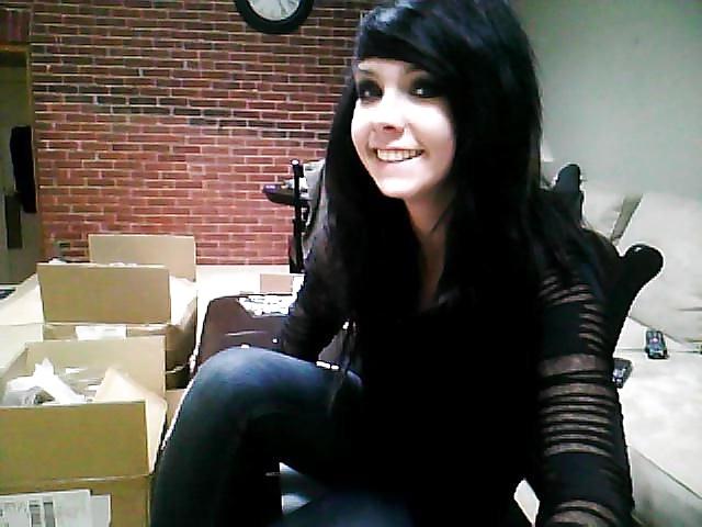 25P EMO Queen Bailey (NonNude)