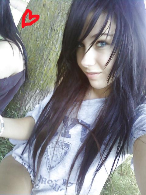 25P EMO Queen Bailey (NonNude)