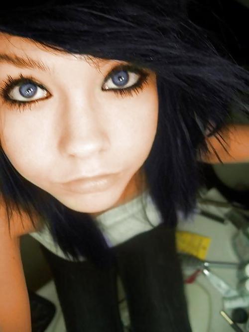 25P EMO Queen Bailey (NonNude)