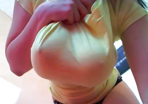 25P Big webcam boobs 3