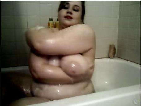 25P Big webcam boobs 3