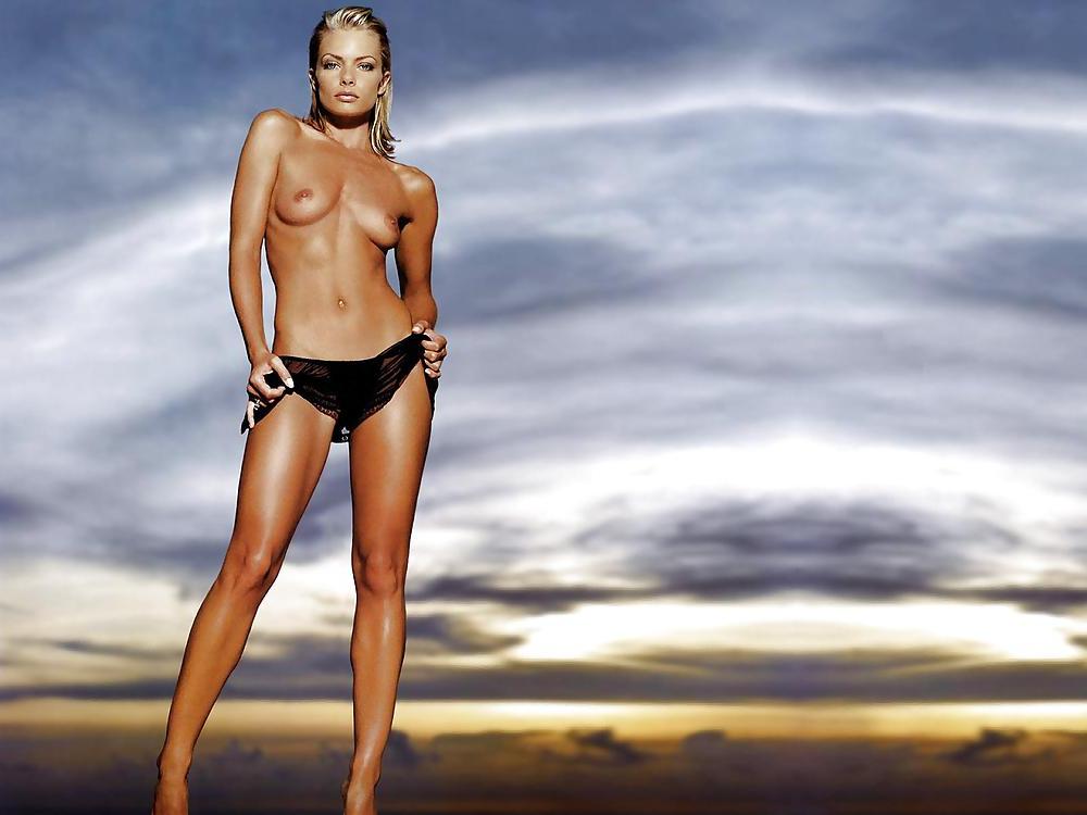 25P Jaime Pressly mega collection
