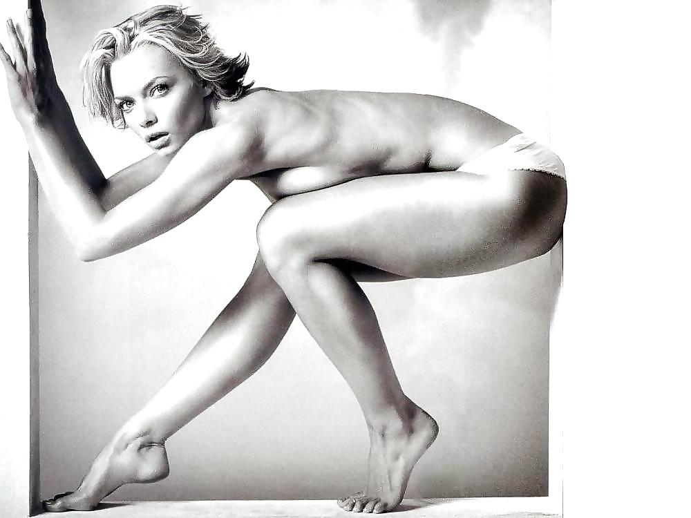 25P Jaime Pressly mega collection
