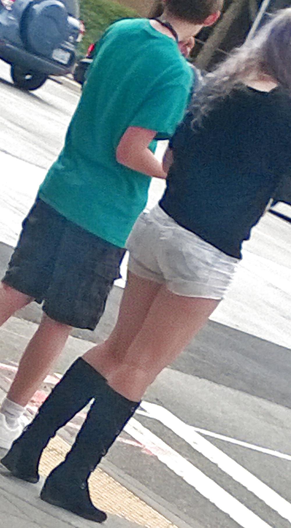 8P Candid shots of young pawgs in tight booty shorts 