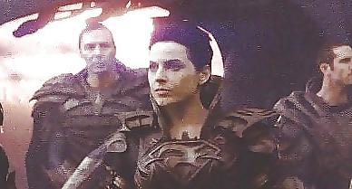 25P Antje Traue collection