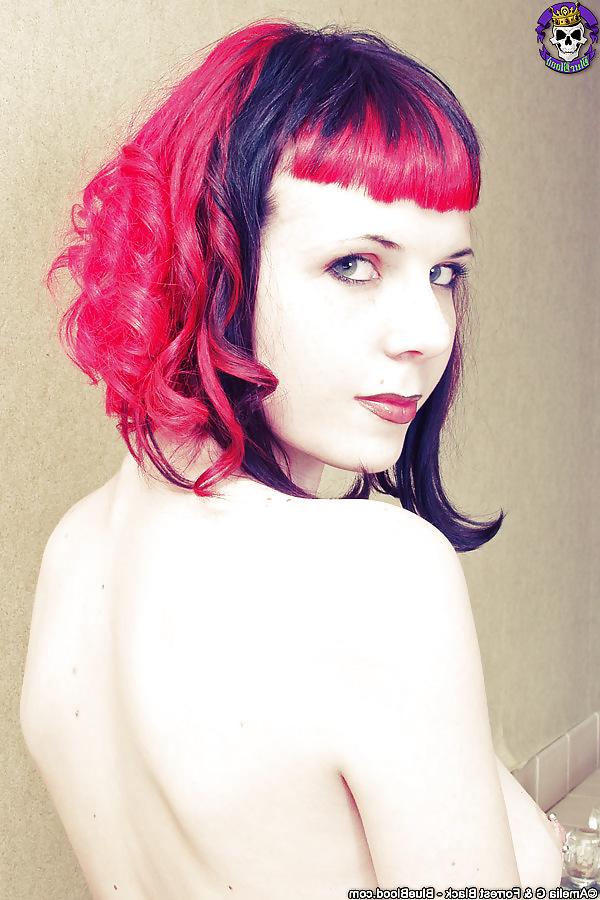 14P Flexible Emo Goth Babe