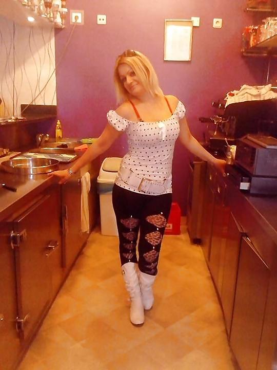 25P Croatian milf Ivana
