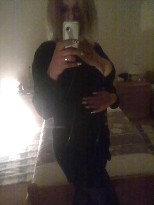 25P Croatian milf Ivana