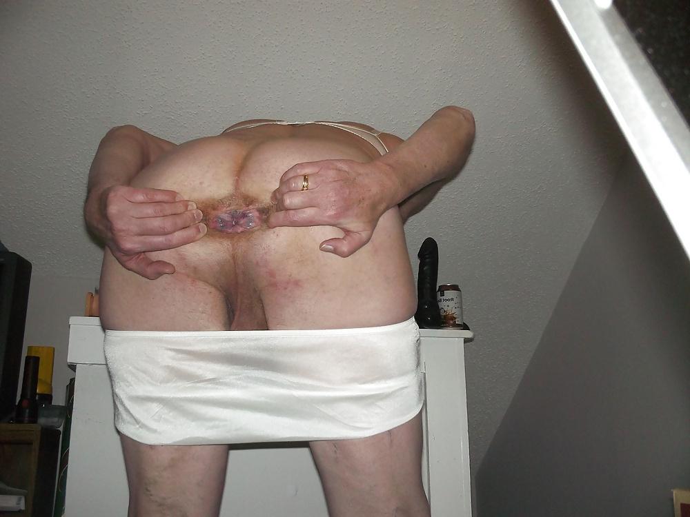 11P Showing my pig pussy for Master Big Popa