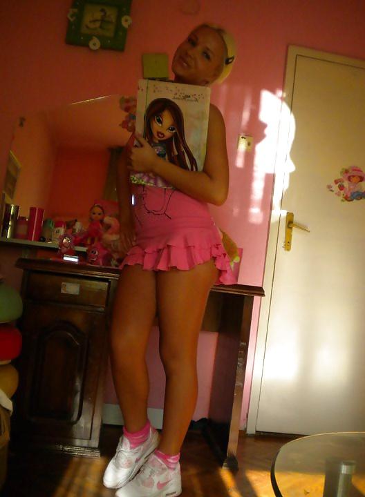 25P Andjela Belgrade big Boobs