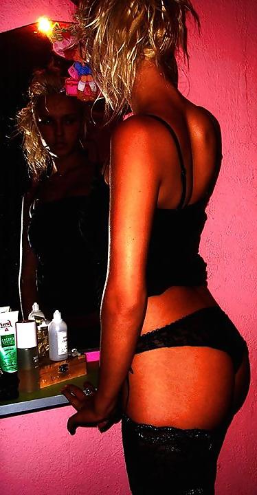 25P Andjela Belgrade big Boobs