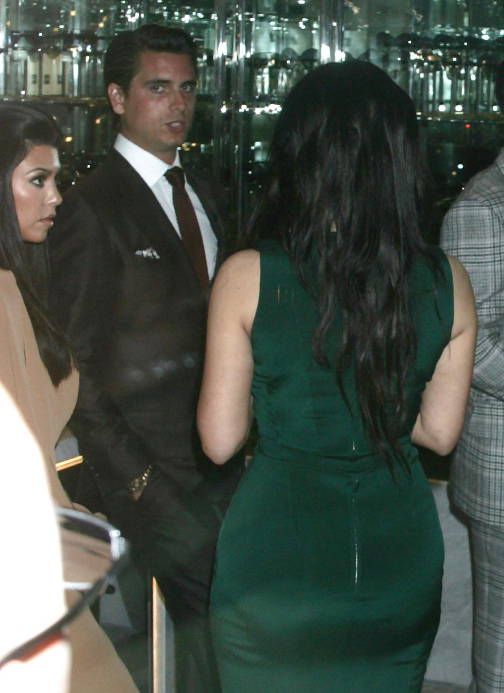 25P Kim Kardashian at Tom Ford Store in Beverly Hills