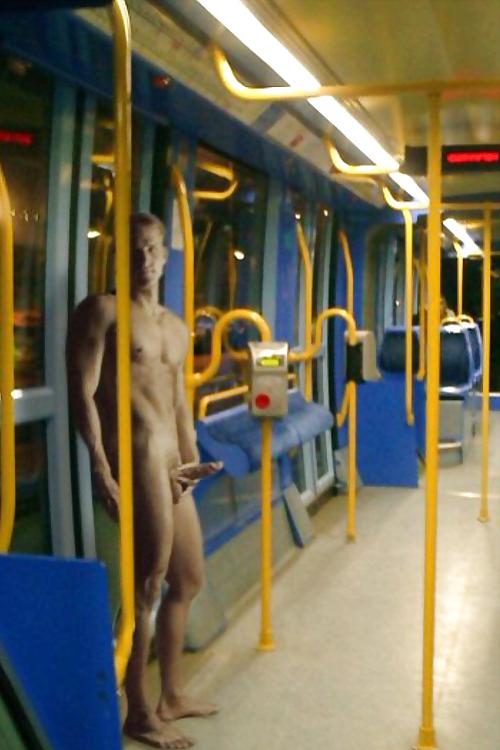 25P Exhibitionist and babes in public