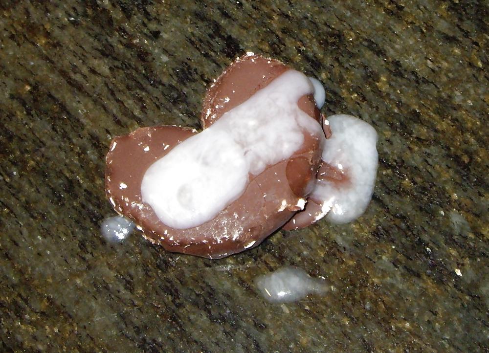 25P Cum on Food II