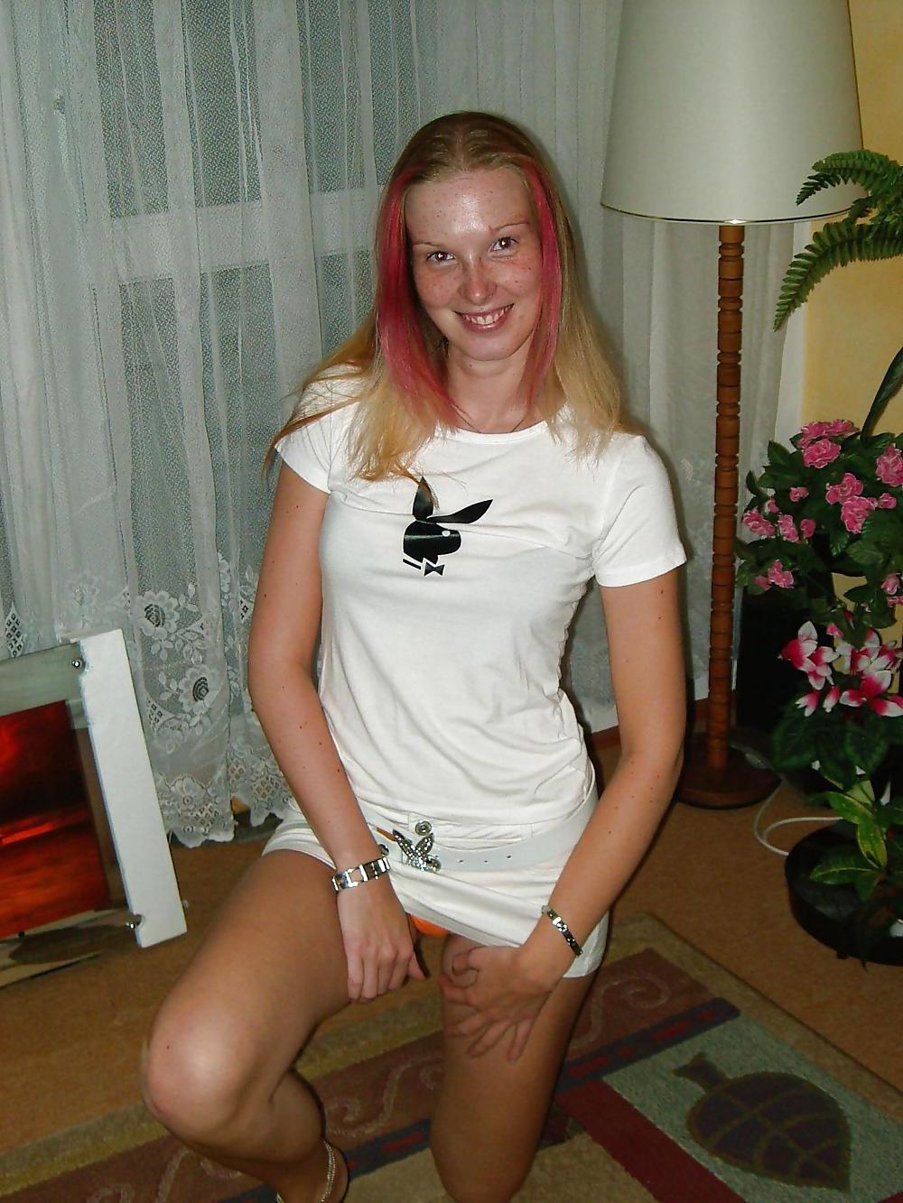 25P HOT GERMAN GIRL CORINNE