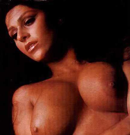 6P Lainie Kazan 1970 PlayBoy Photo's