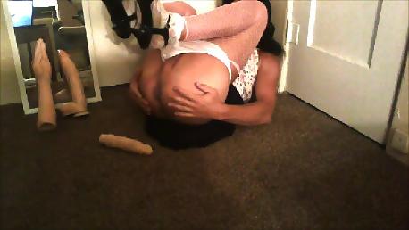 9P Lisa Love Crossdresser slutting around the house....