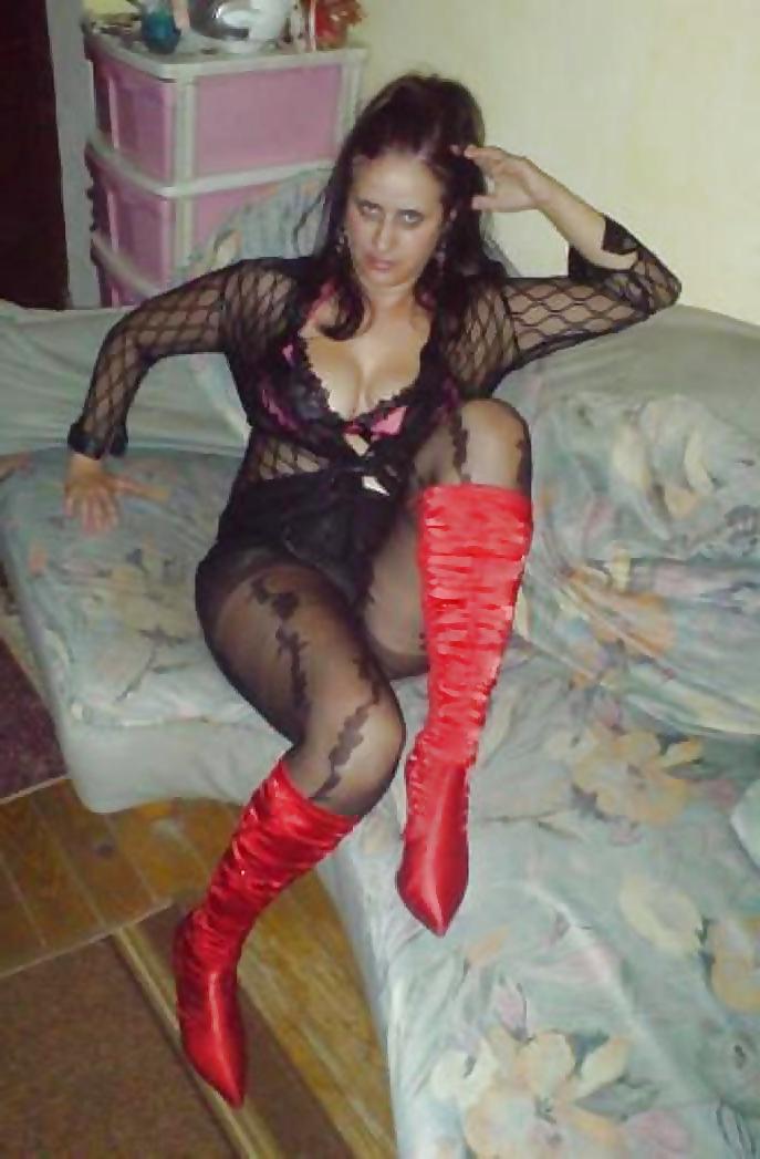 5P Croatian mature cunt