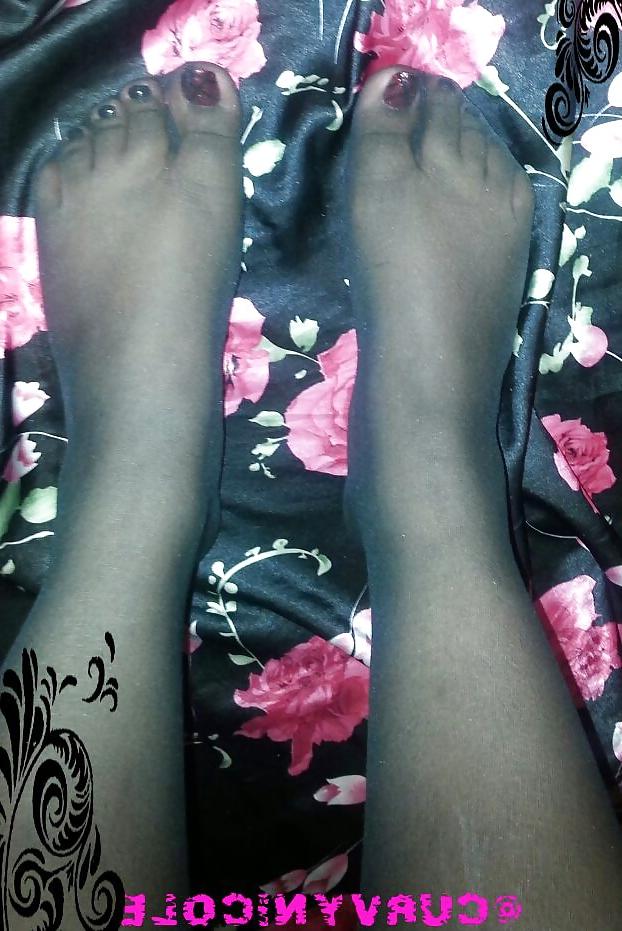 6P Pantyhose and Stockings