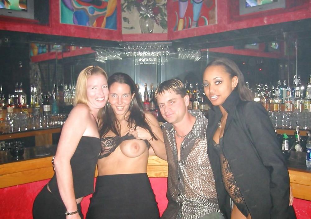 25P REAL SWINGERS - REAL PLEASURE