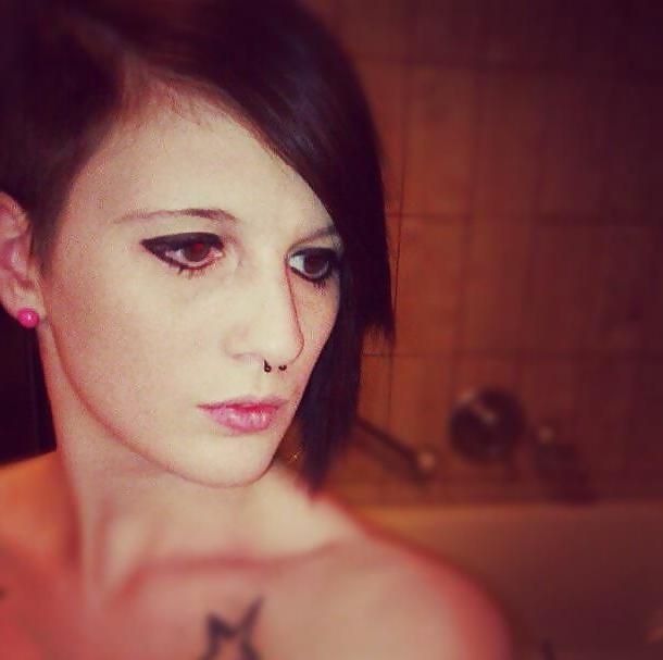 12P Young german alternative mum