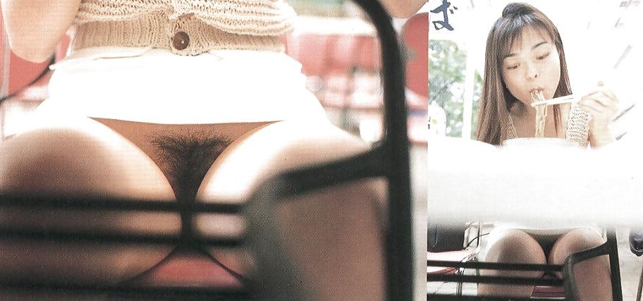 25P Outdoor pussy spy 9