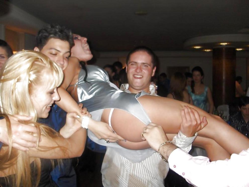 25P Ladies who wear white panties-are you looking up my skirt?
