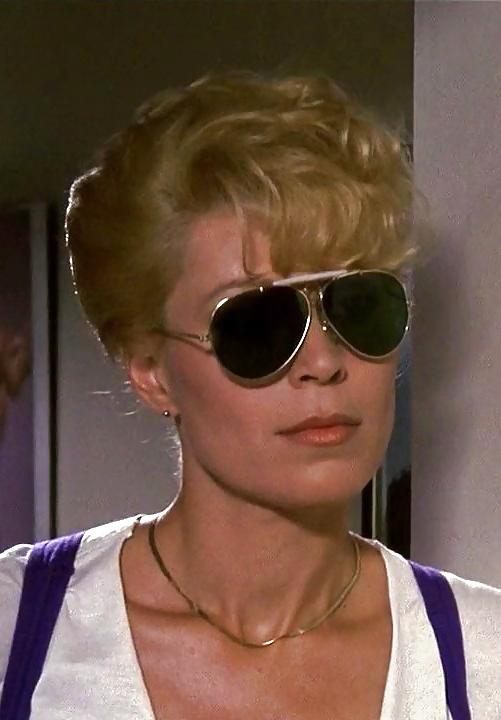 25P Leslie Easterbrook Tits and Ass (Wet T-Shirt)