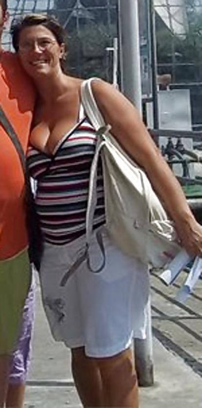 4P Italian Big Boobs Milf Brunette by the sea