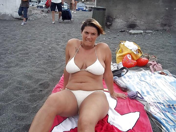 4P Italian Big Boobs Milf Brunette by the sea