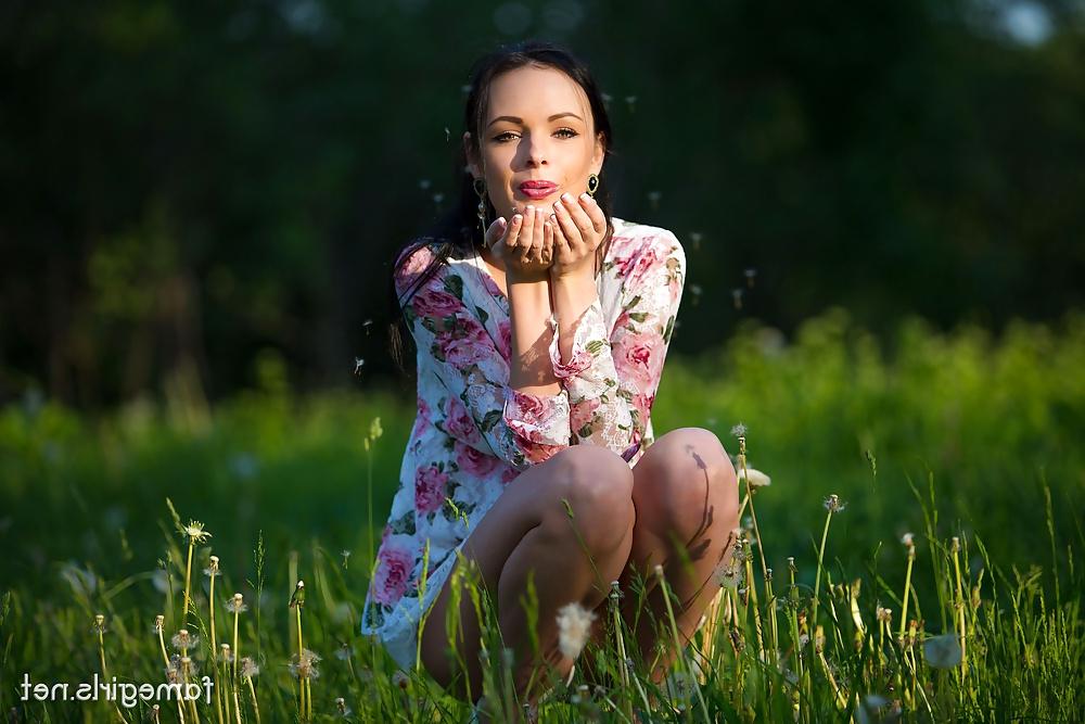 25P Erotic Arts: Katie