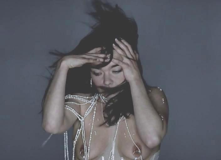 25P Nude celebrity hotness 