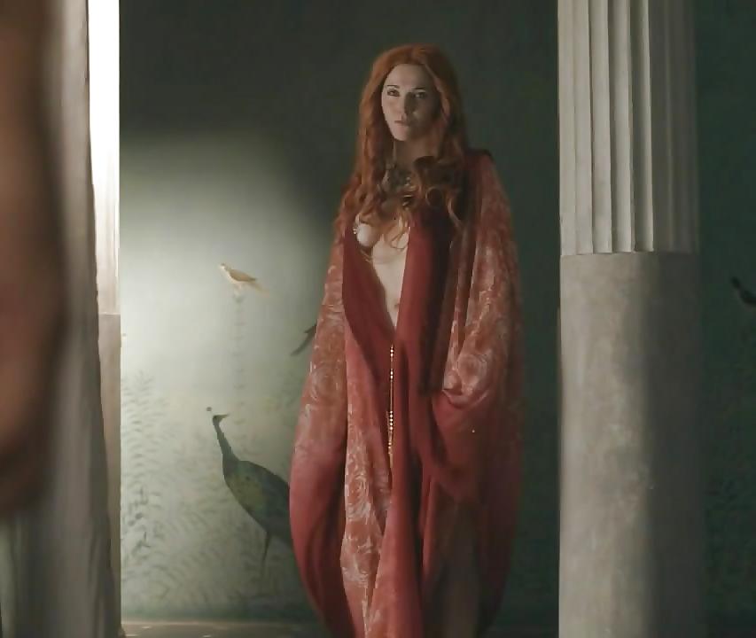 25P LUCY LAWLESS  -- LUCRETIA from SPARTACUS