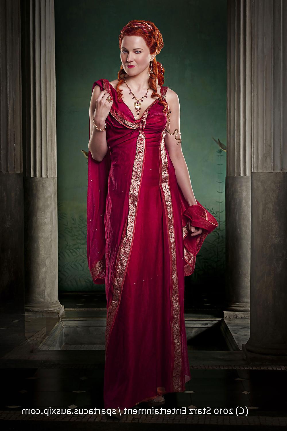 25P LUCY LAWLESS  -- LUCRETIA from SPARTACUS